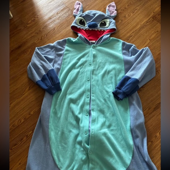Original Disney Lilo & Stitch Red and Blue Fleece Onesie from Disneyland Japan - Picture 4 of 9